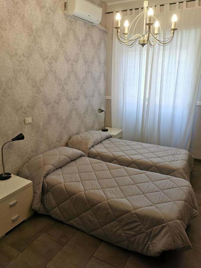 Bed And Breakfast Piramide Рим Екстериор снимка